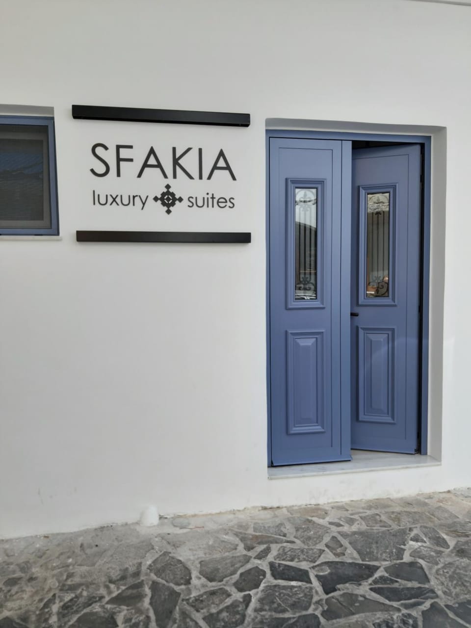 Facade/entrance, Property logo or sign