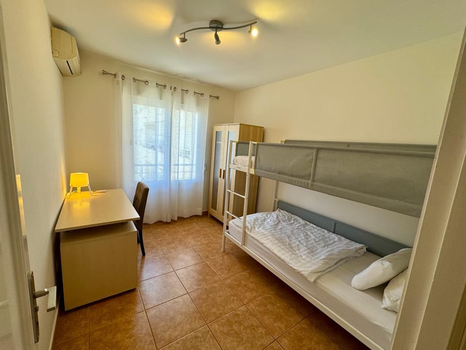 Photo of the whole room, Bedroom, bunk bed