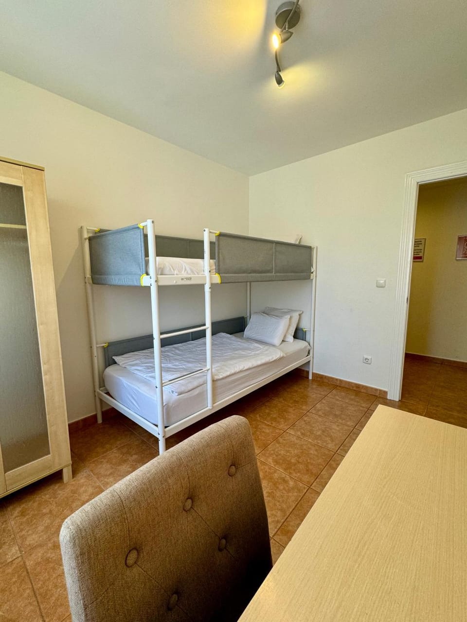 Photo of the whole room, Bedroom, bunk bed