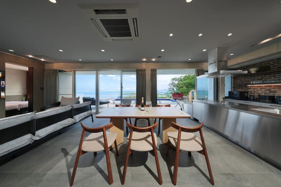 Crystal Villa Nanjo Villa in Okinawa Prefecture