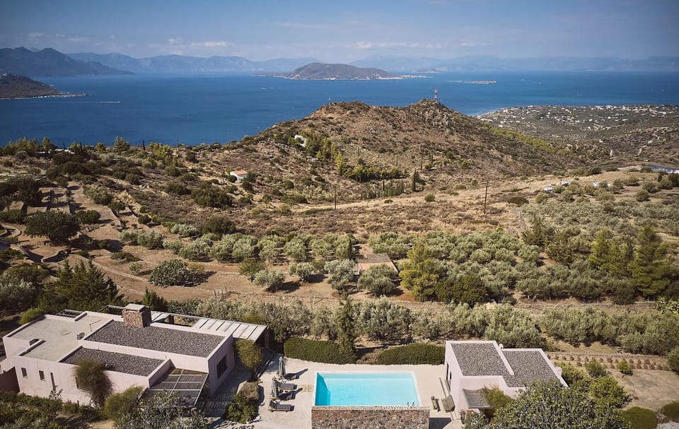 Bird's eye view, Pool view
