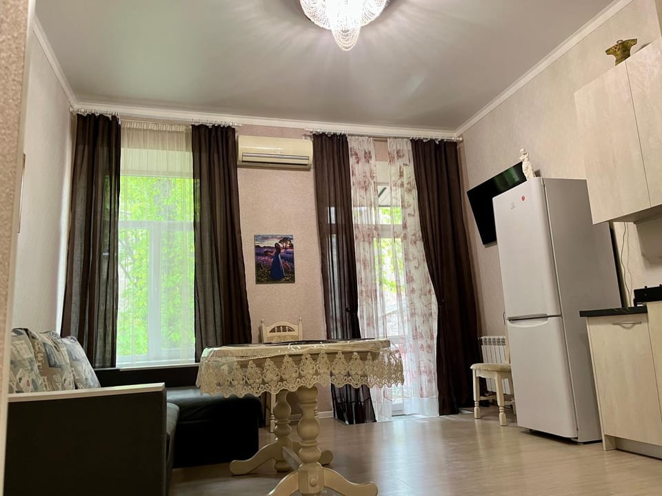 Communal lounge/ TV room, TV and multimedia, Kitchen or kitchenette, Living room, Seating area, Dining area, minibar
