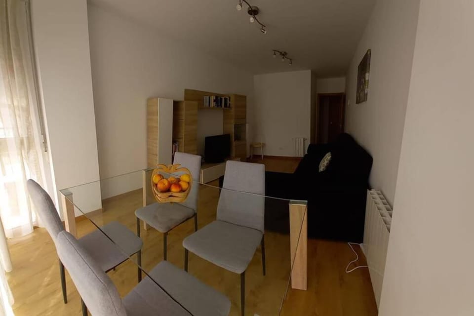 GAIA Apartamento con piscina en Bádames Apartment in Cantabria