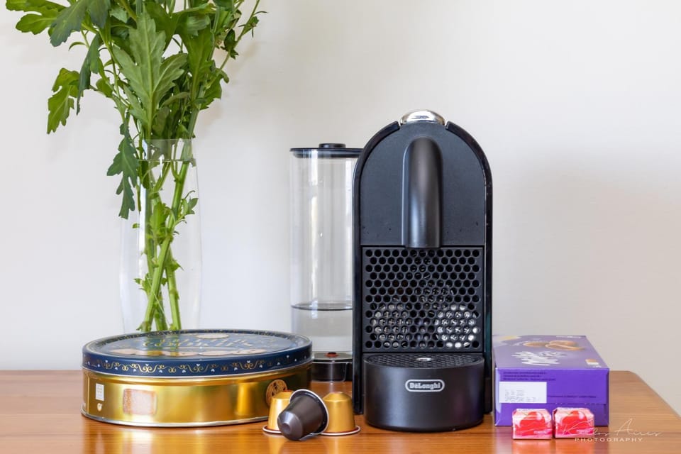 Coffee/tea facilities, kitchen
