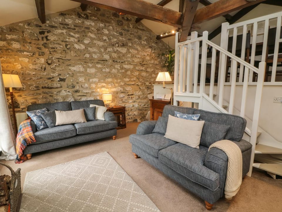Nuthatch Cottage House in Craven District