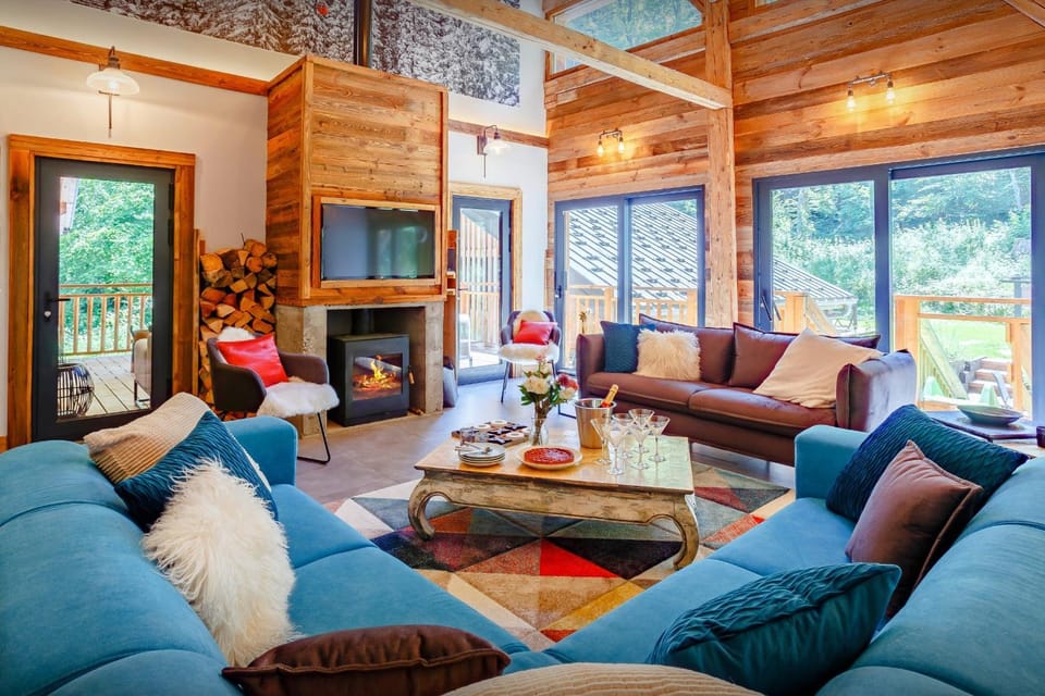 Living room, Seating area, flat iron