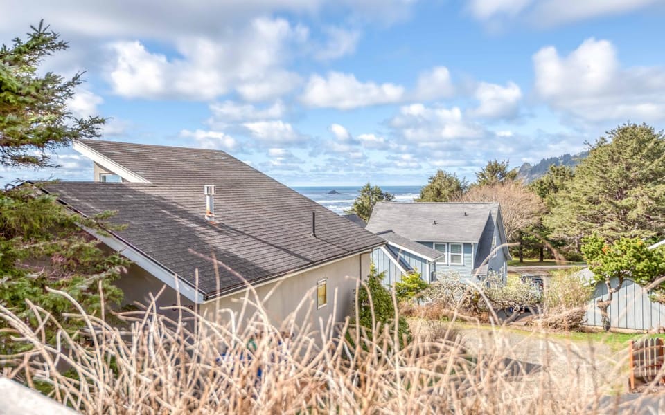 Birds Eye Beach House House in Lincoln City