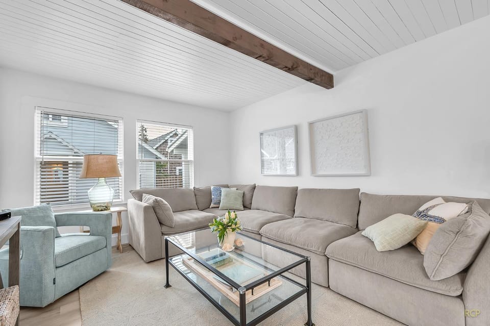 Hydrangea House House in Seaside