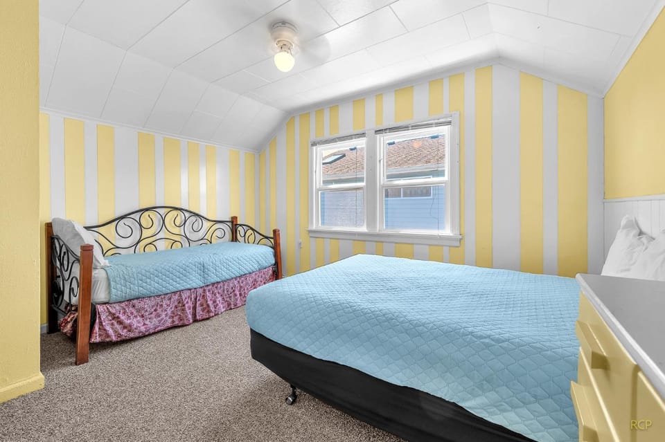 Jims House House in Seaside