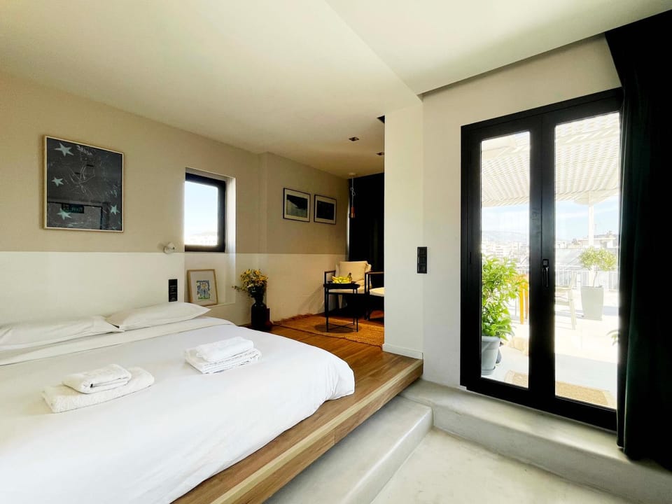 Acropol Studio Loft with amazing view & terrace Apartment in Athens