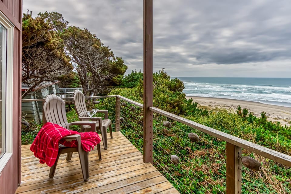 RidgeTop House in Lincoln City