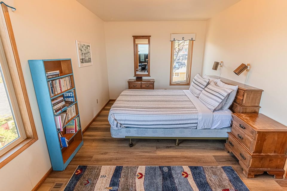 RidgeTop House in Lincoln City