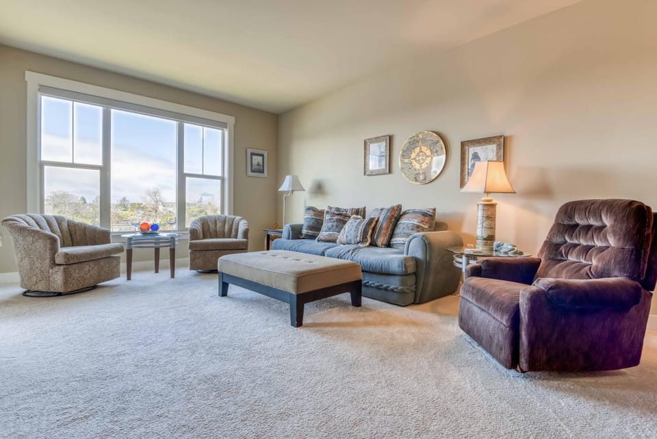 Rivers Edge at Bridgeport House in Seaside