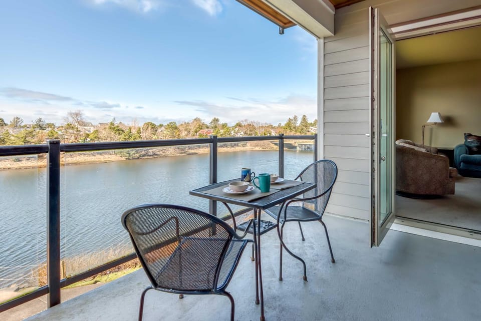 Rivers Edge at Bridgeport House in Seaside