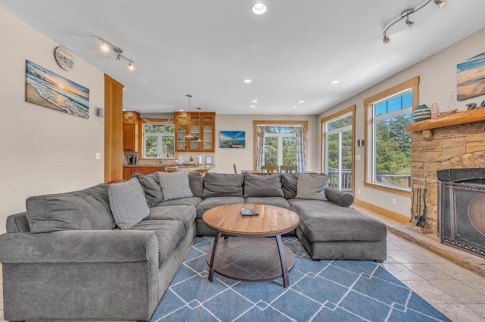 Schooner Creek Retreat House in Lincoln City