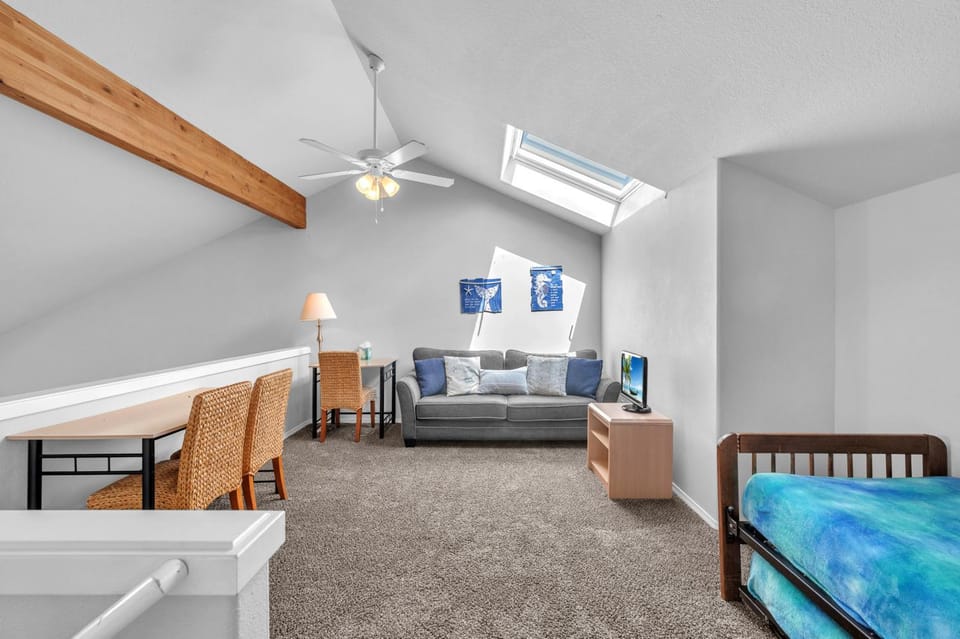 SeaQuell House in Depoe Bay