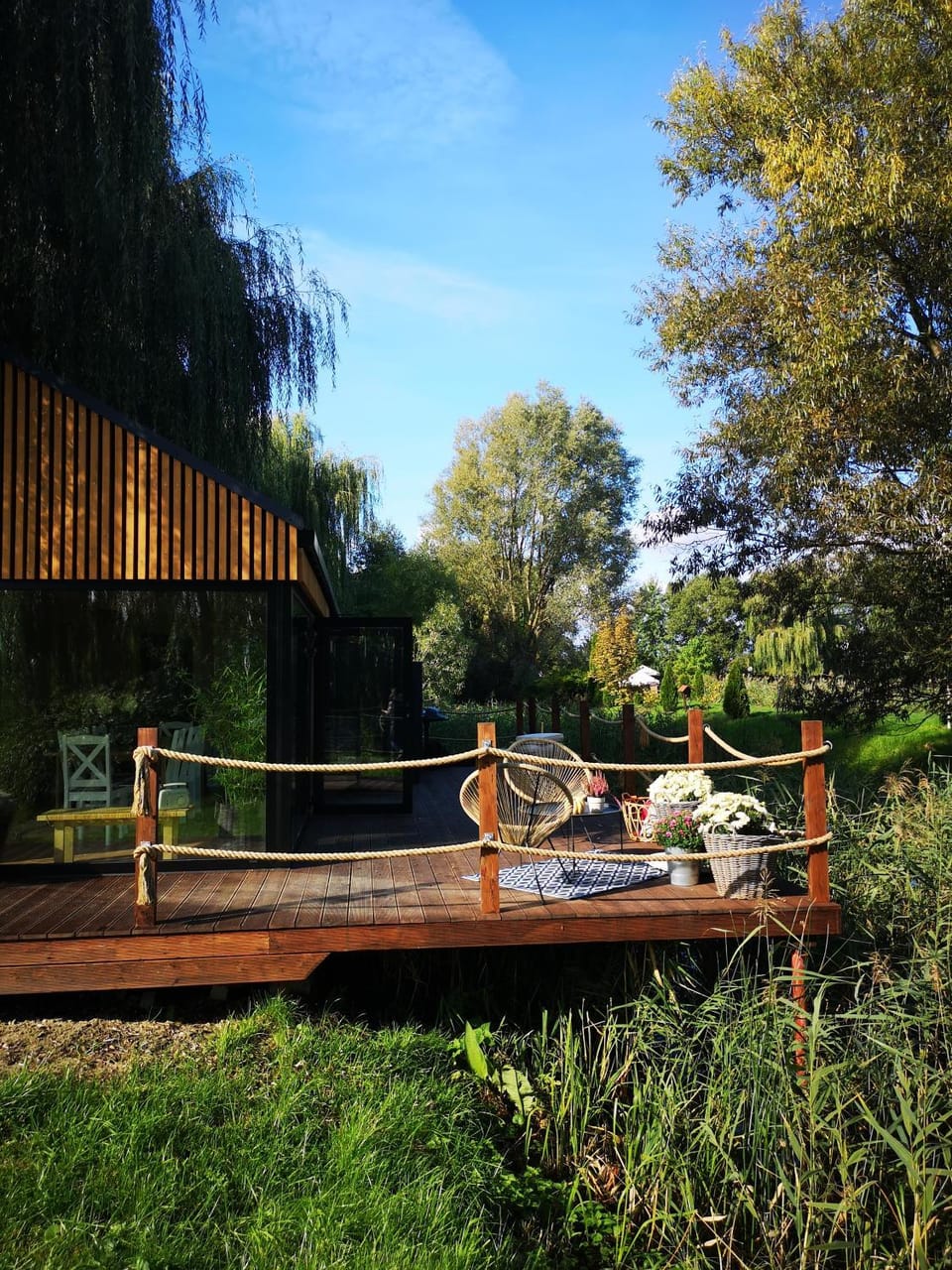 Property building, Natural landscape, Garden
