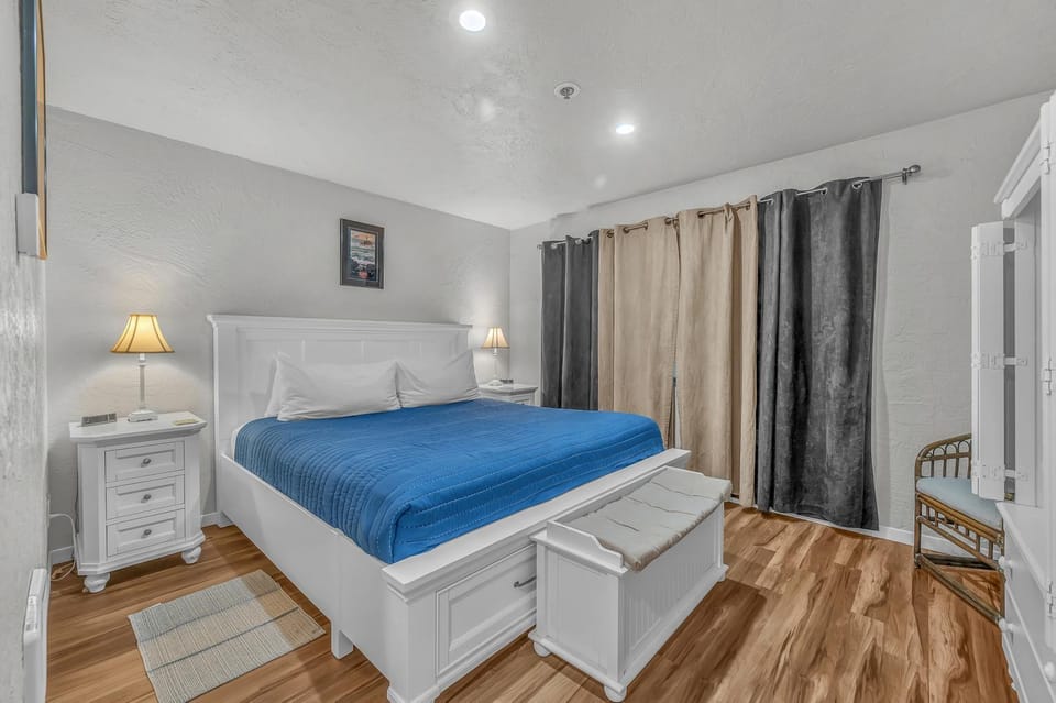 Bed, Bedroom, furniture, wardrobe