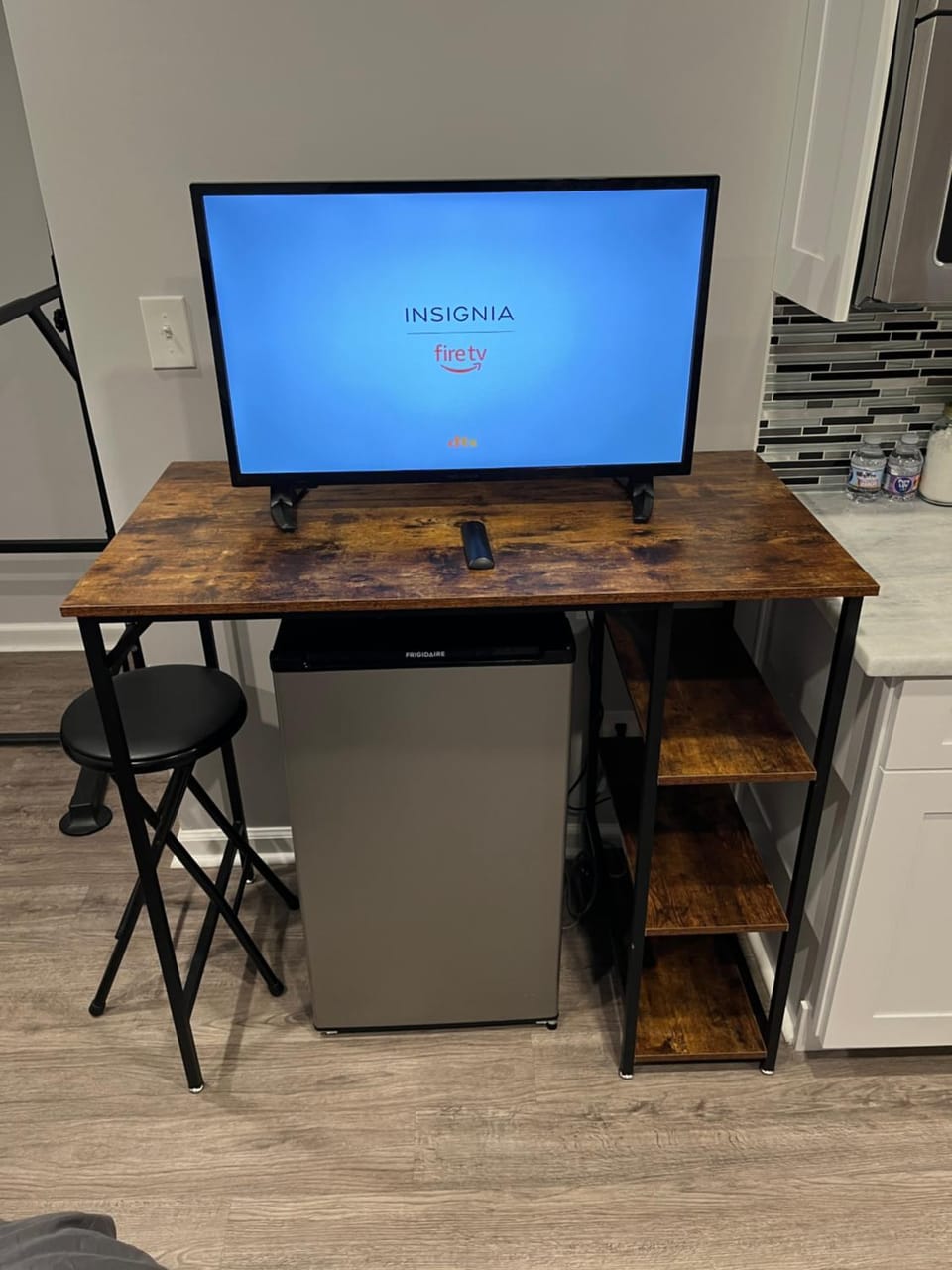 Private English Basement Studio Free Parking Steps to Metro Apartment in District of Columbia