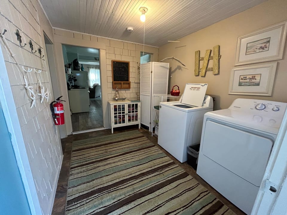 laundry, washing machine, dryer
