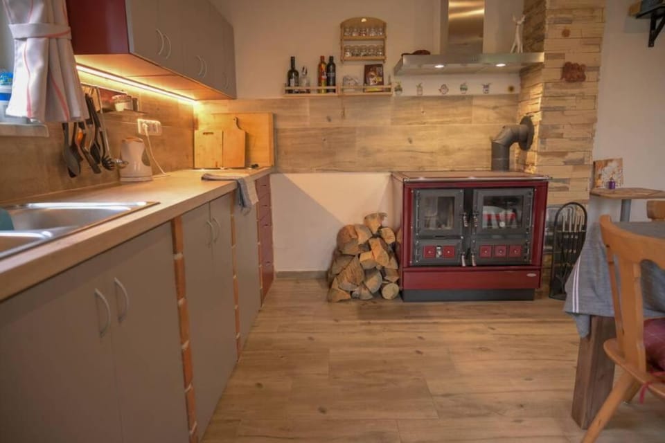 Útulný domek v zahradě v Unhošti nedaleko letiště Apartment in Czechia