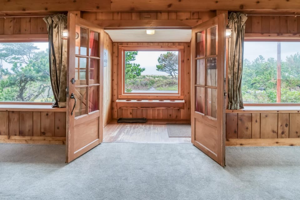 The Tides House in Seaside