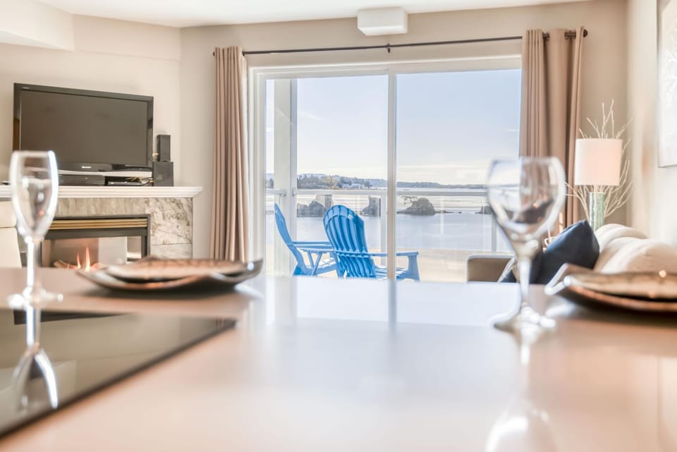Waters Edge 309 House in Lincoln City