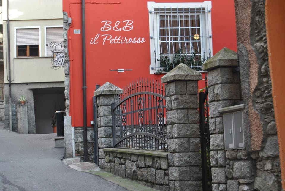 Facade/entrance, Street view