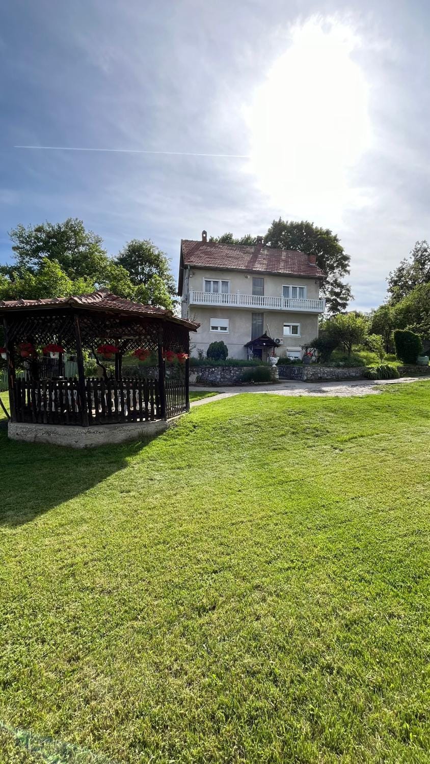 Inner courtyard view