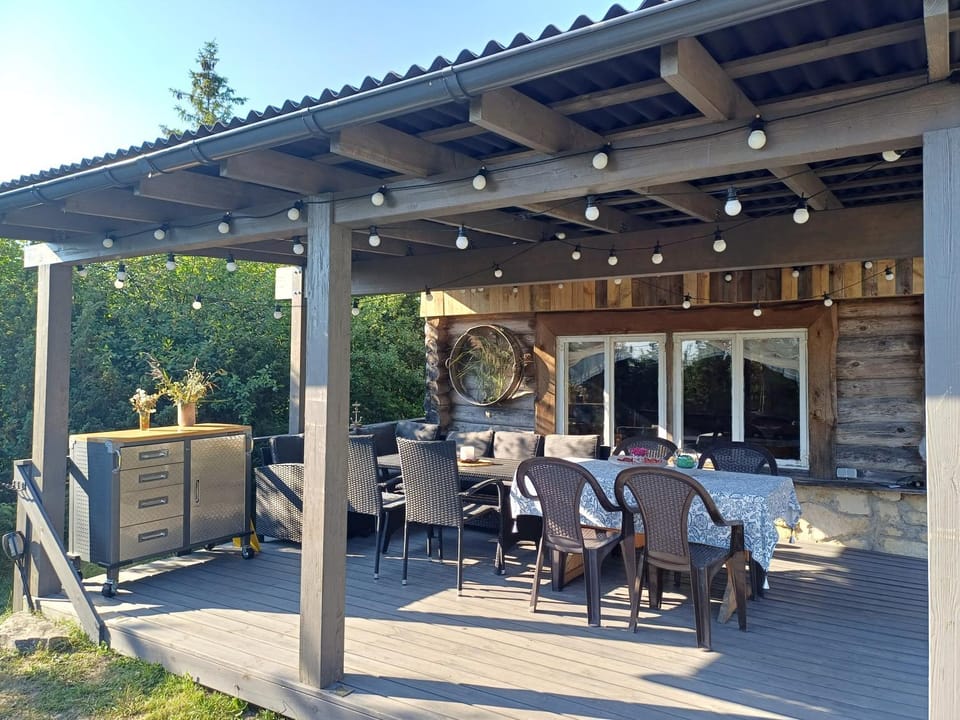 Property building, Patio, Day, Seating area, Dining area