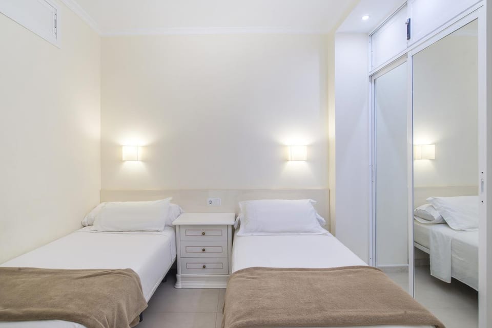 Property building, Living room, Bedroom