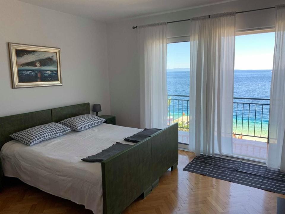 BEACH SEA VIEW APPARTMENT Apartment in Split-Dalmatia County