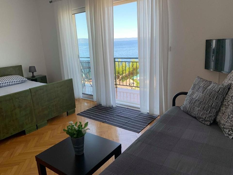 BEACH SEA VIEW APPARTMENT Apartment in Split-Dalmatia County