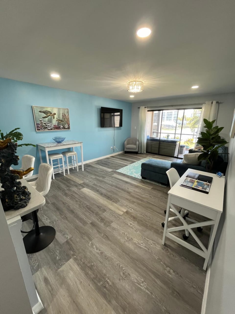 Luxury Beach Condo Located On The Bay In A Tropical Oasis!!! House in Estero Island