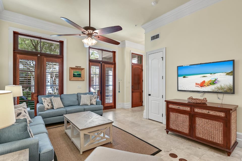 Le Jardin 154 House in Miramar Beach