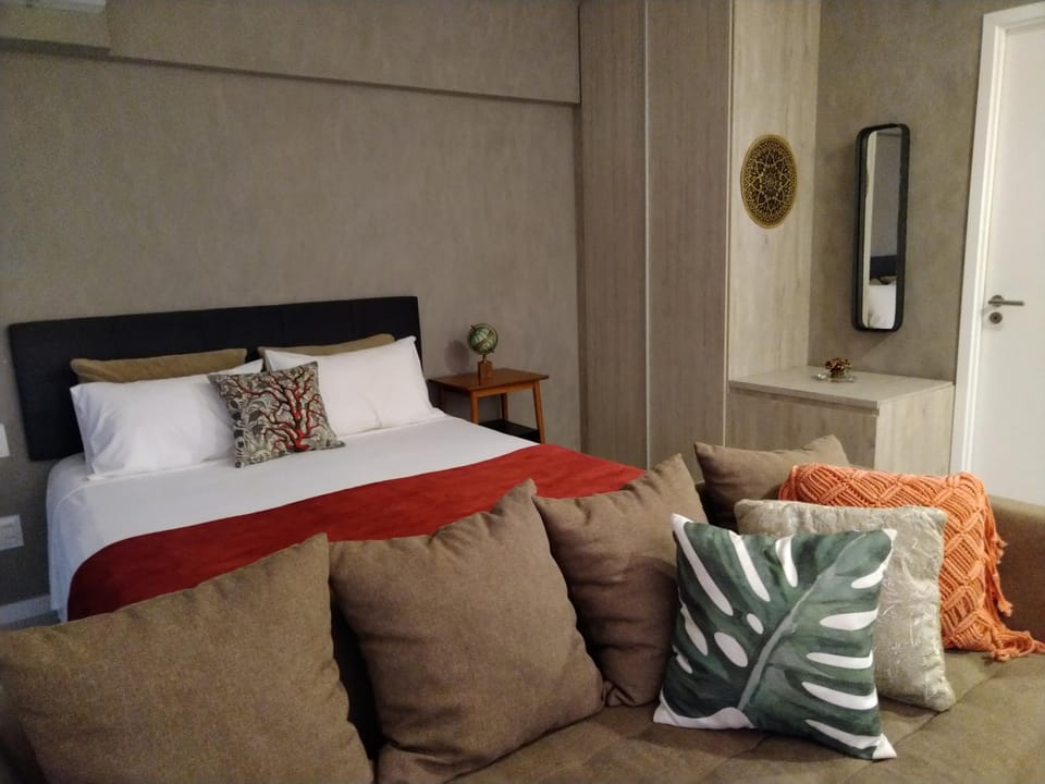 Bedroom, wardrobe