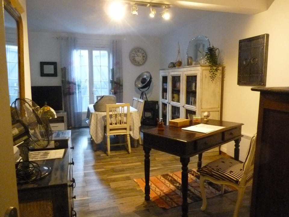 Seating area