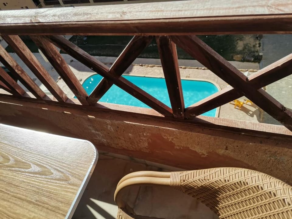 Balcony/Terrace, Pool view, Swimming pool