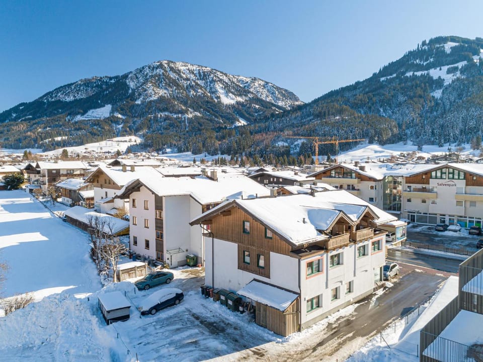 Property building, Winter