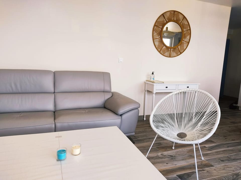 Au repos des baigneurs, appartement rez-de-chaussée, WIFI Apartment in Normandy