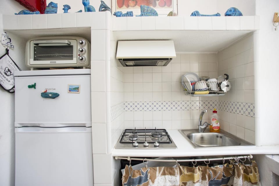 Kitchen or kitchenette, kitchen, kitchen