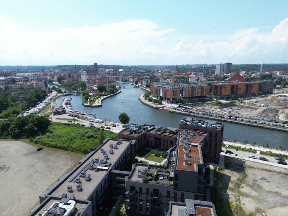 Nearby landmark, Day, Neighbourhood, Bird's eye view, River view