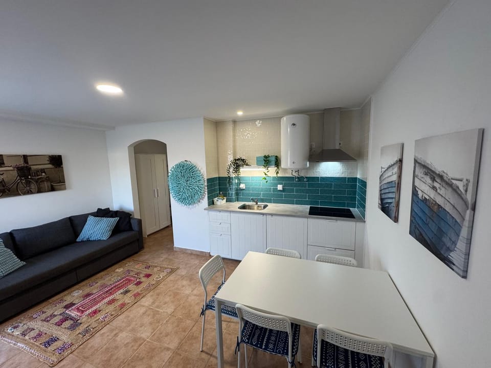 Kitchen or kitchenette, Living room, Dining area