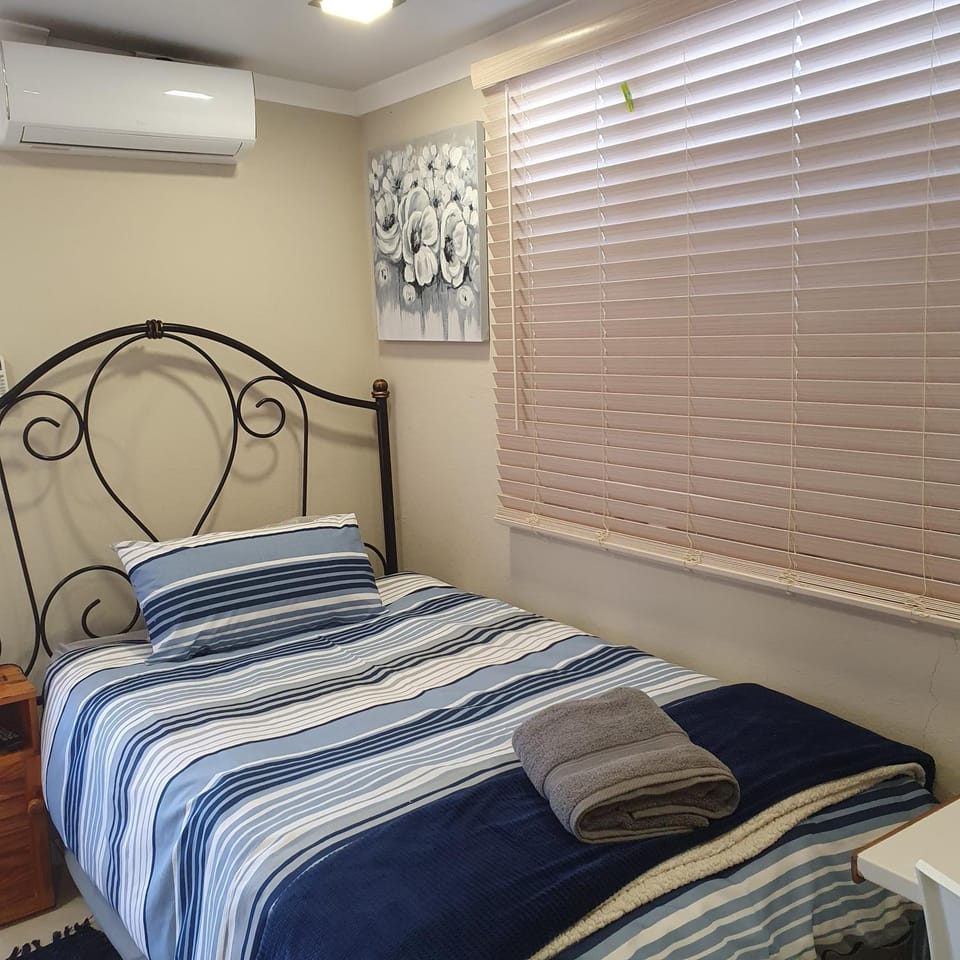 KOL-IN SELF CATERING Apartment in South Africa