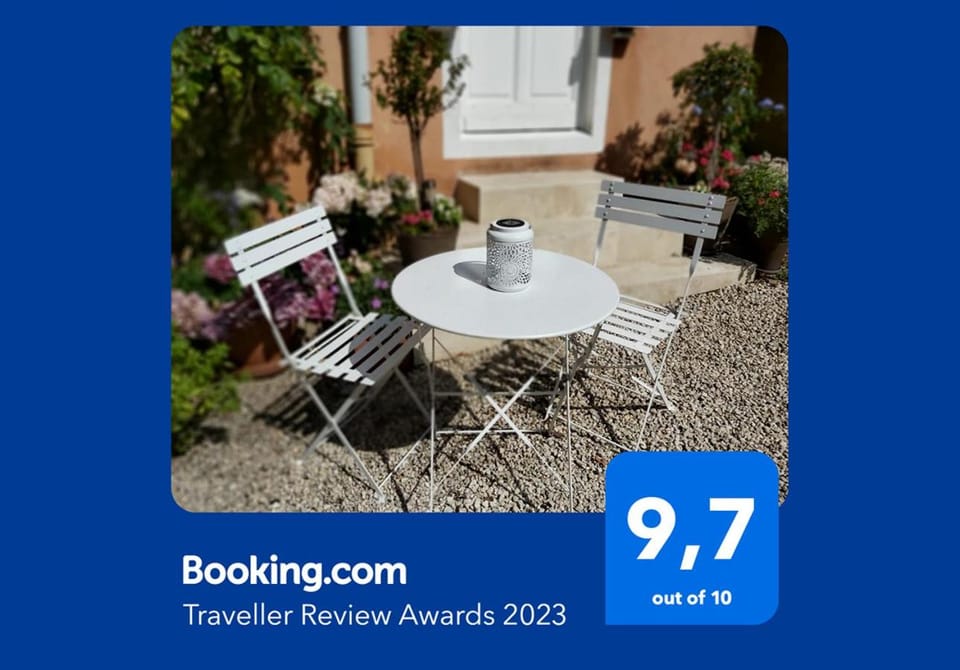 Patio, Inner courtyard view