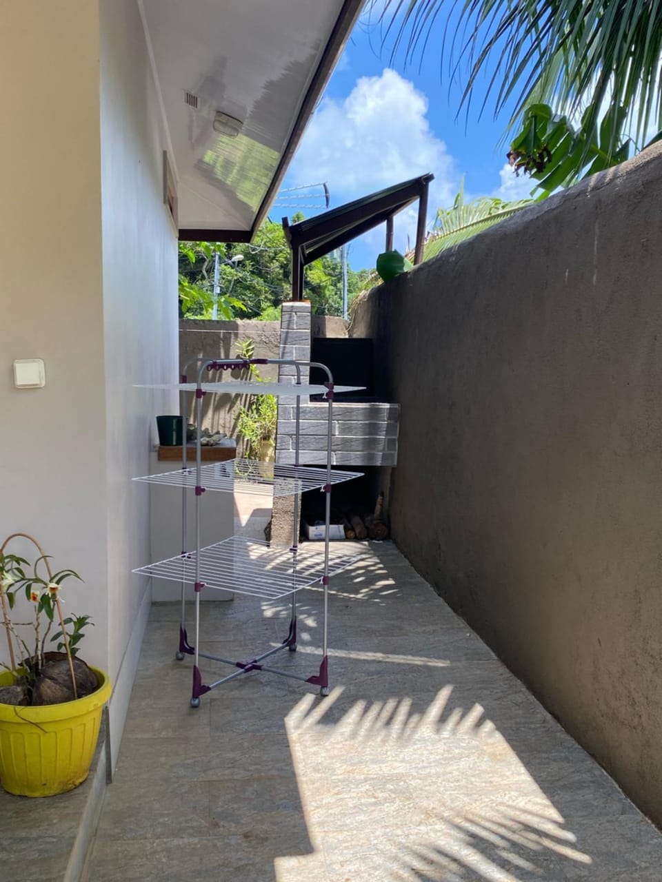 Property building, BBQ facilities