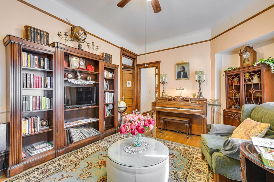 Victorian Mansion in Garfield Park House in Chicago