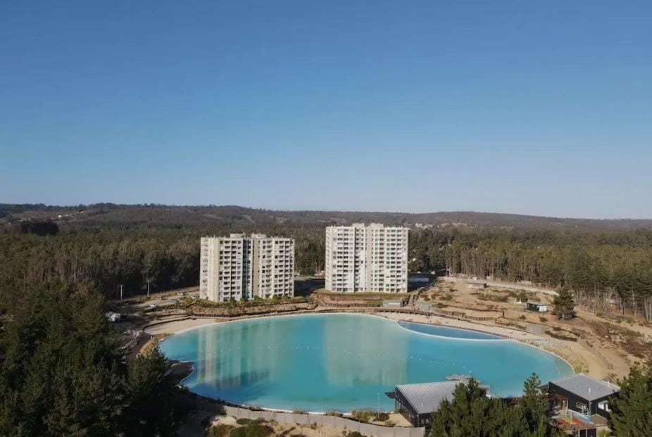 Maravilloso Depto 2D2B en Condominio LagunaMar con Vista Hermosa a la Laguna Estacionamiento y Piscina Apartment in Valparaíso Region