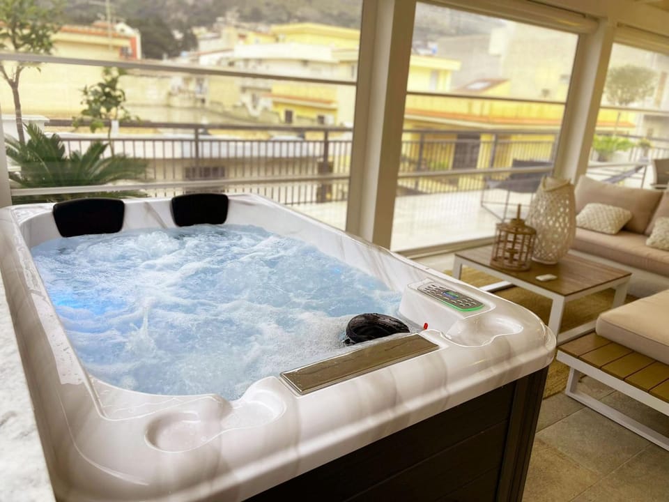 Hot Tub, Hot Tub, Swimming pool, Open Air Bath