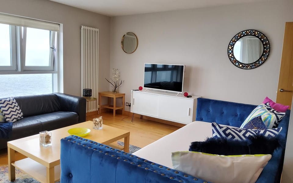 Bed, TV and multimedia, Living room, Sea view, Sea view